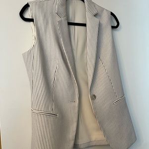 Sleeveless Blazer